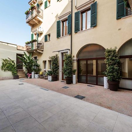 Palazzo Ristori Appartement Verona Buitenkant foto